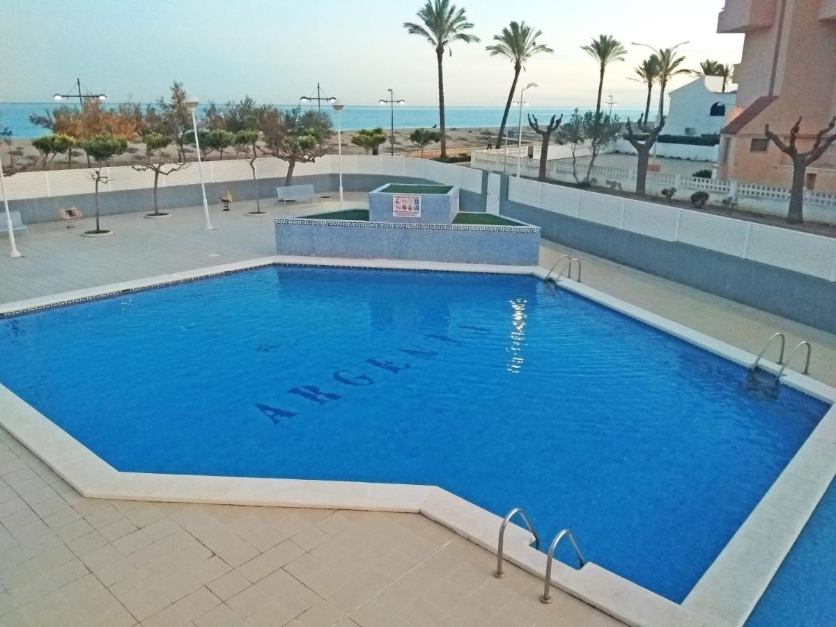 Apartamento Argenta Caleta 3000 *